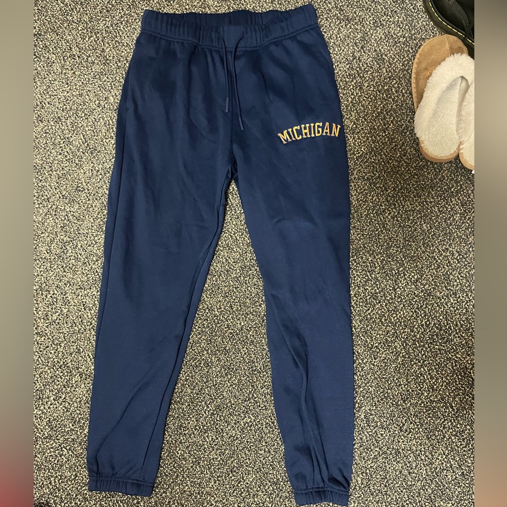 Michigan blue sweatpants